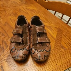 Women's Sneaker,‎ Coach brand, Gretel, Brown with Strap closure, Size 6.5M